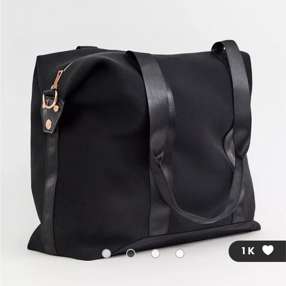 ASOS DESIGN scuba carryall
